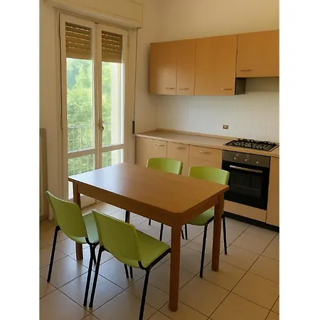 Riviera Del Conero, 4 Camere, 14 Letti Appartamento *